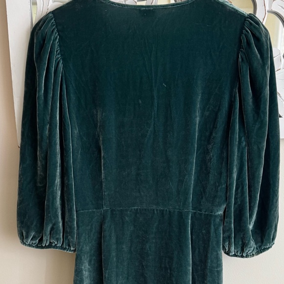 Aritzia Wilfred Lyric Velvet Dress Size Small Forest Green Holidays - Picture 13 of 13